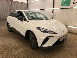 MG MG4 51 kWh Standard 2024
