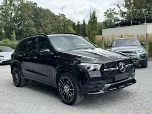 Mercedes-Benz GLE 300d AMG Line 2019