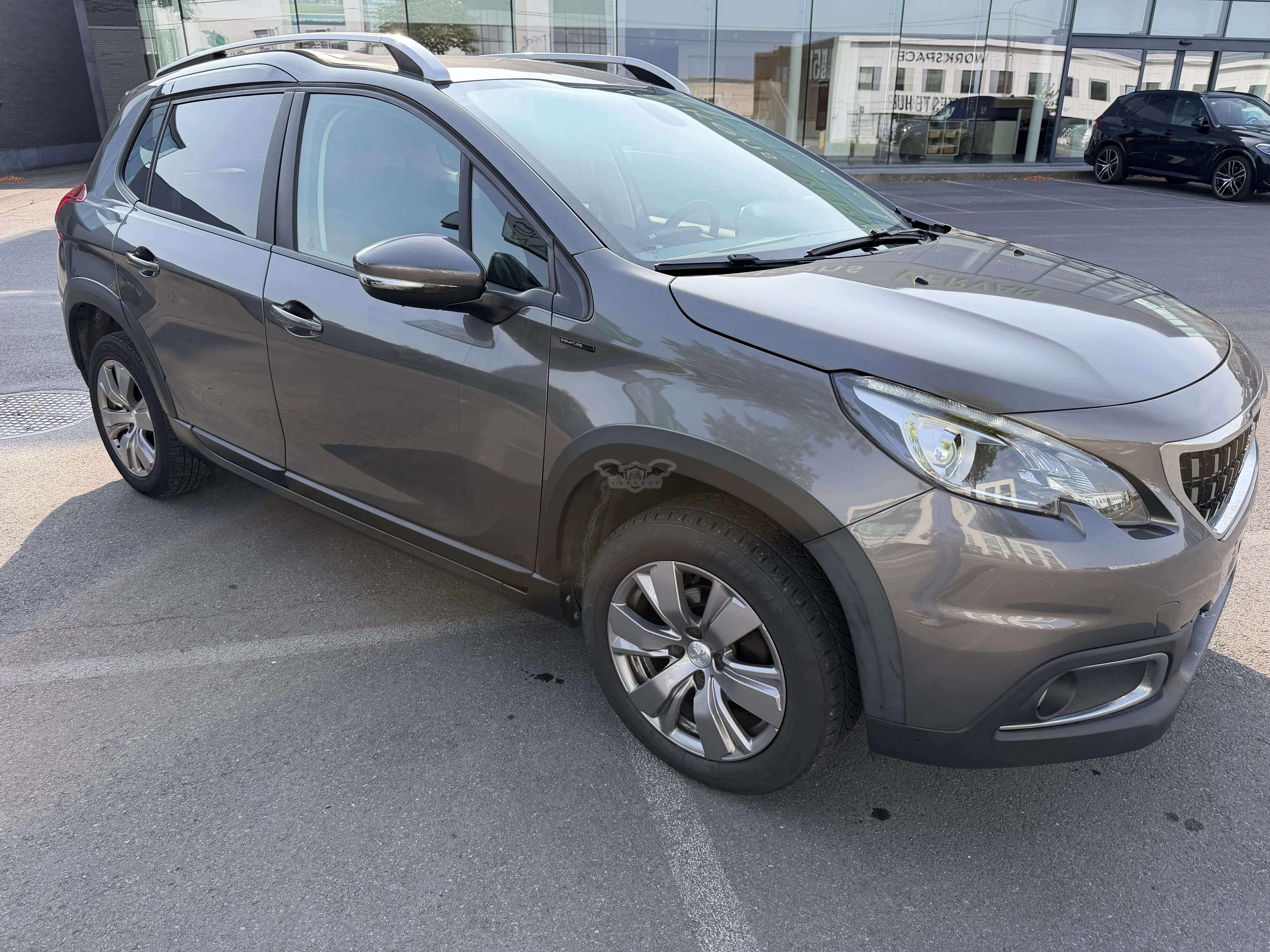 Peugeot 2008 1.2i Signature 2019