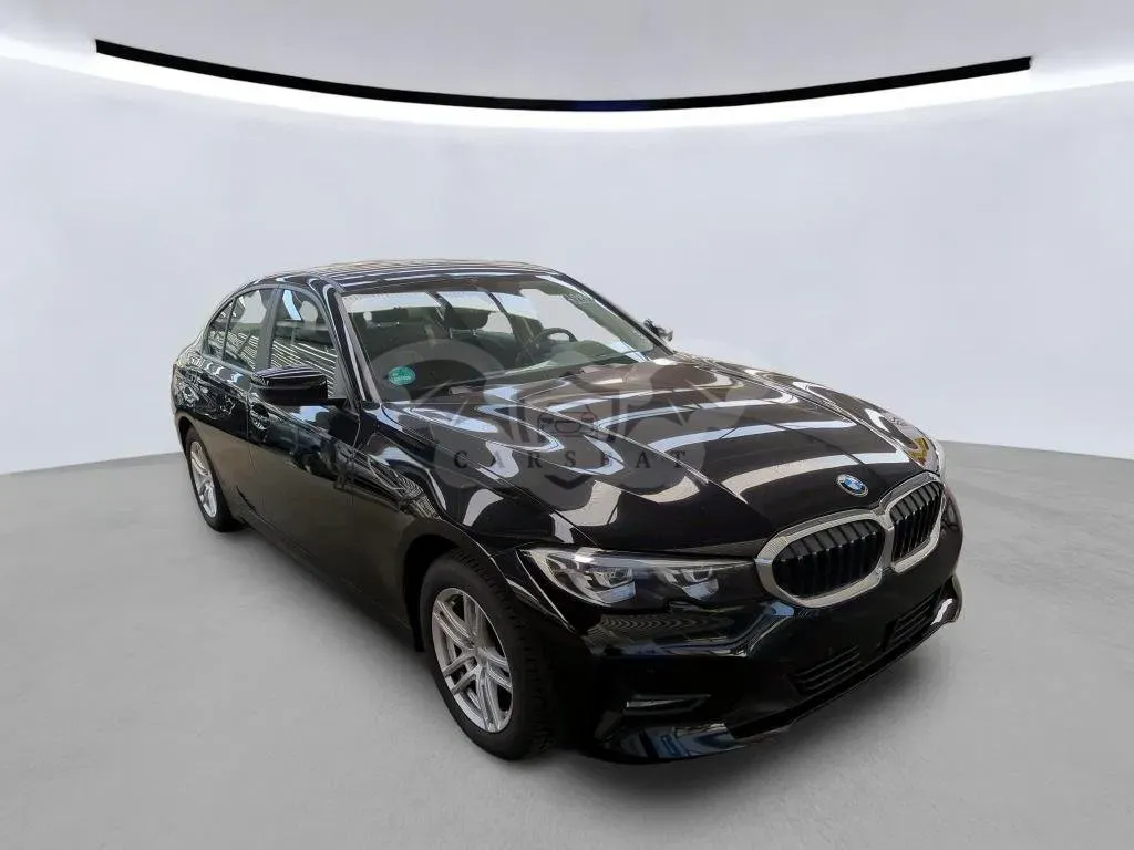 BMW 3 Series 318i 2021