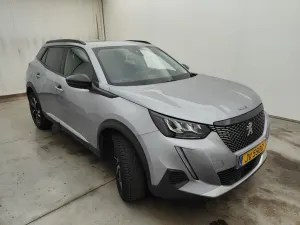 Peugeot 2008 1.2i Allure 2022