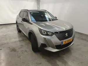 Peugeot 2008 1.2i Allure 2022