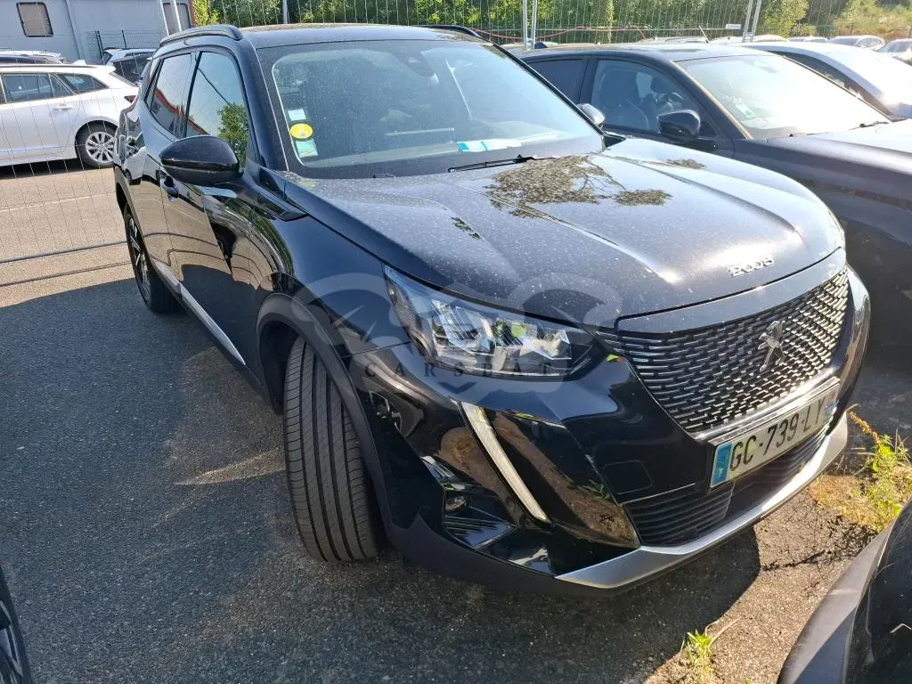 Peugeot 2008 1.5 Allure Business 2021