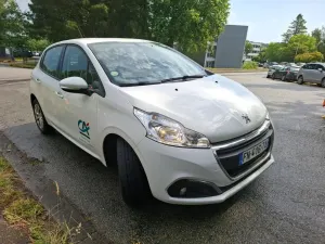 Peugeot 208 1.5 HDI Premium 2020