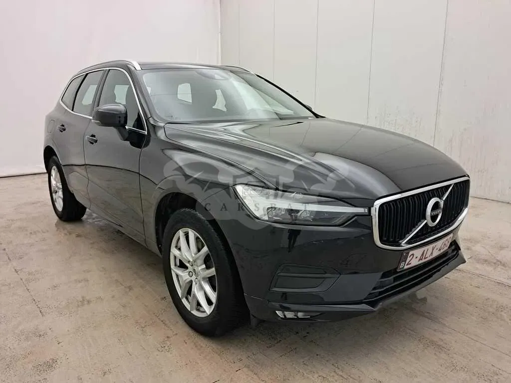 Volvo XC60 2.0 B4 Momentum Pro 2021