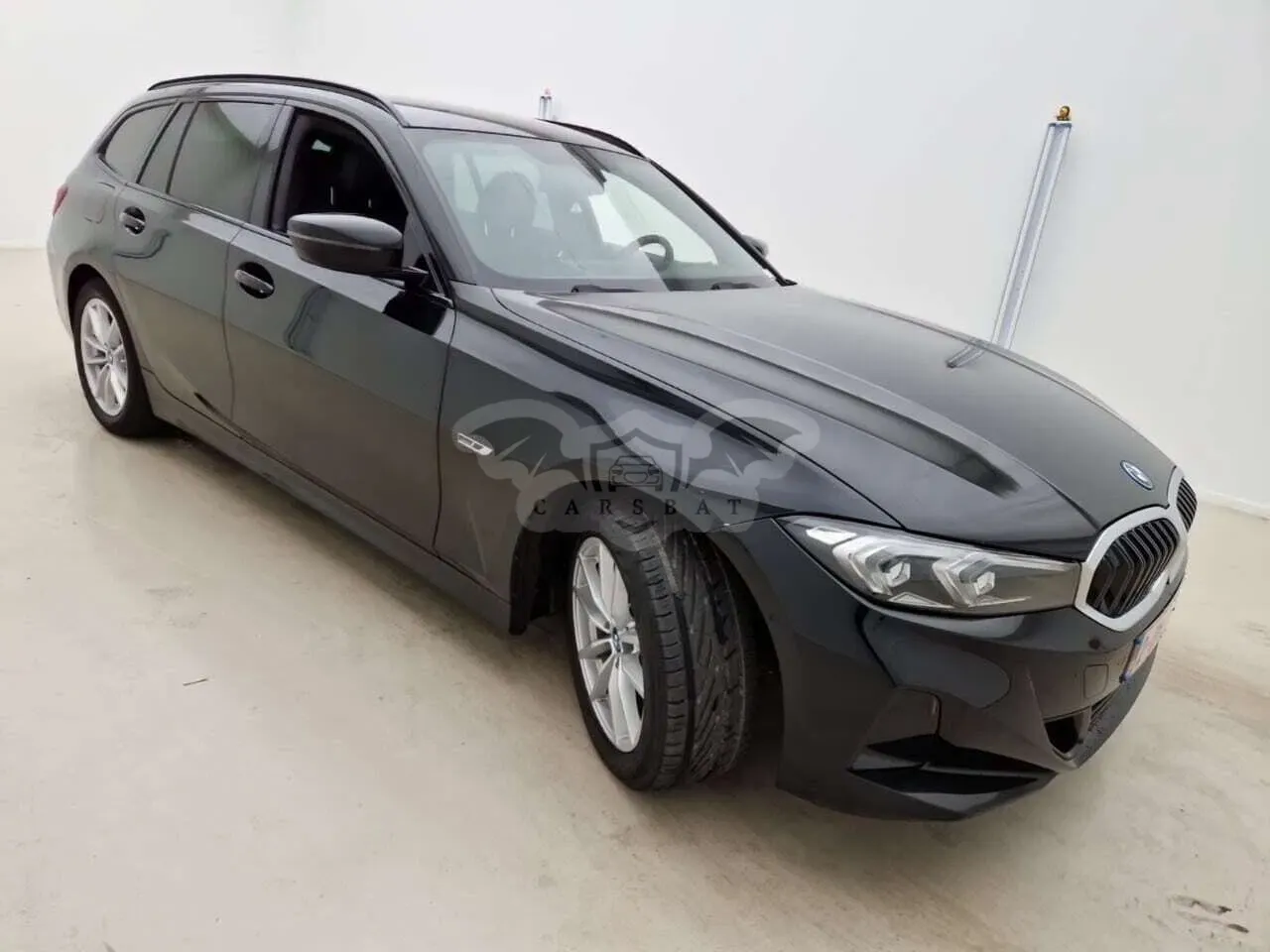 BMW 3 Series Touring 320e 2023