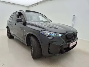 BMW X5 50e 2025