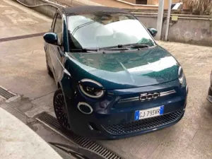 Fiat 500 La Prima 2022