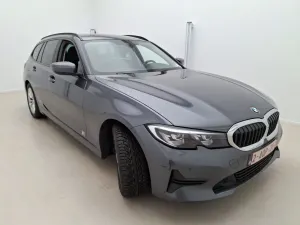 BMW 3 Series Touring 330e 2021