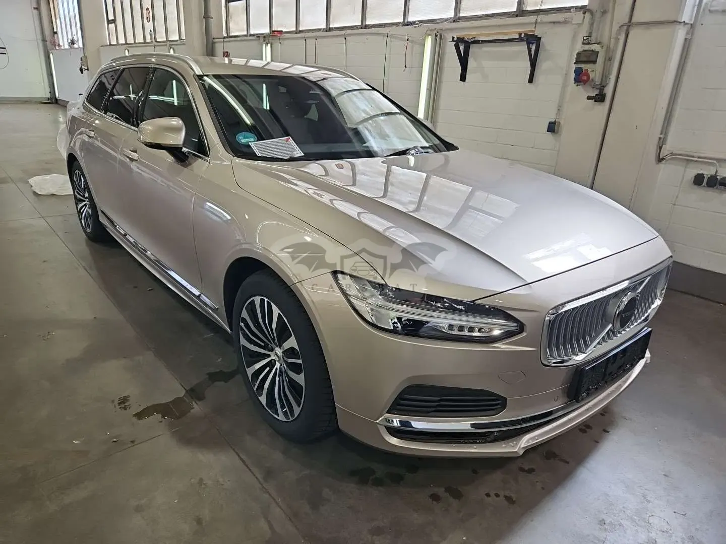 Volvo V90 T6 Core 2025