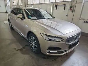 Volvo V90 T6 Core 2025