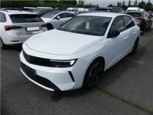 Opel Astra 1.5 Business Elegance 2023