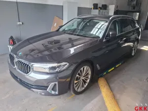 BMW 5 Series Touring 530i Luxury 2023