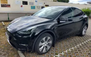 Tesla Model Y Long Range 2023
