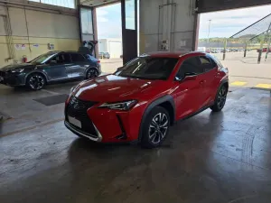 Lexus UX 250h Premium 2021