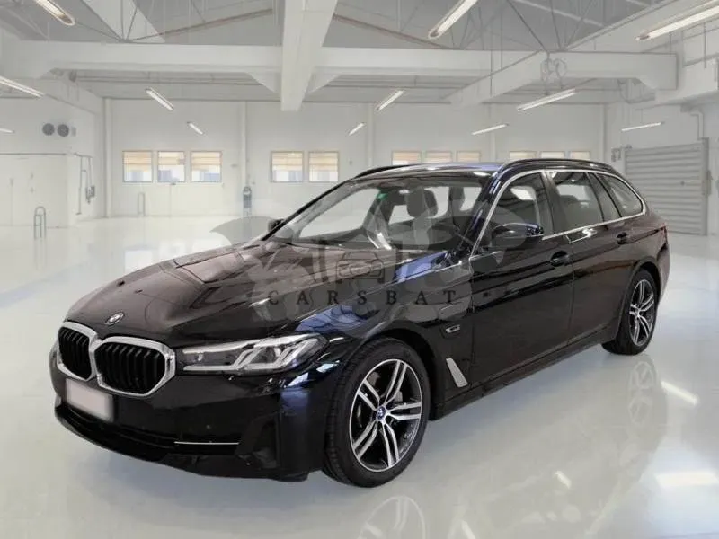 BMW 5 Series Touring 530e Business 2023
