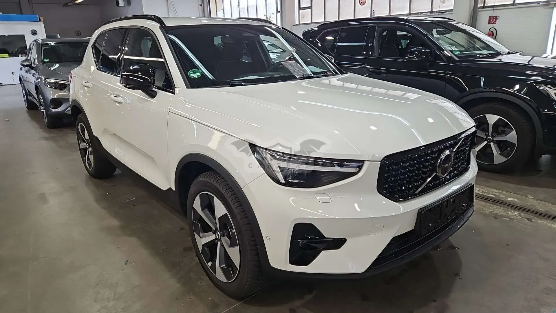 Volvo XC40 B3 Plus Dark 2025