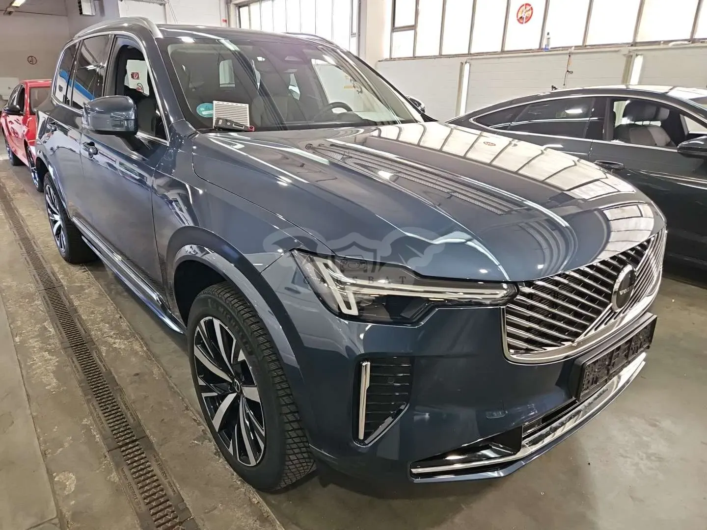 Volvo XC90 T8 Core 2025