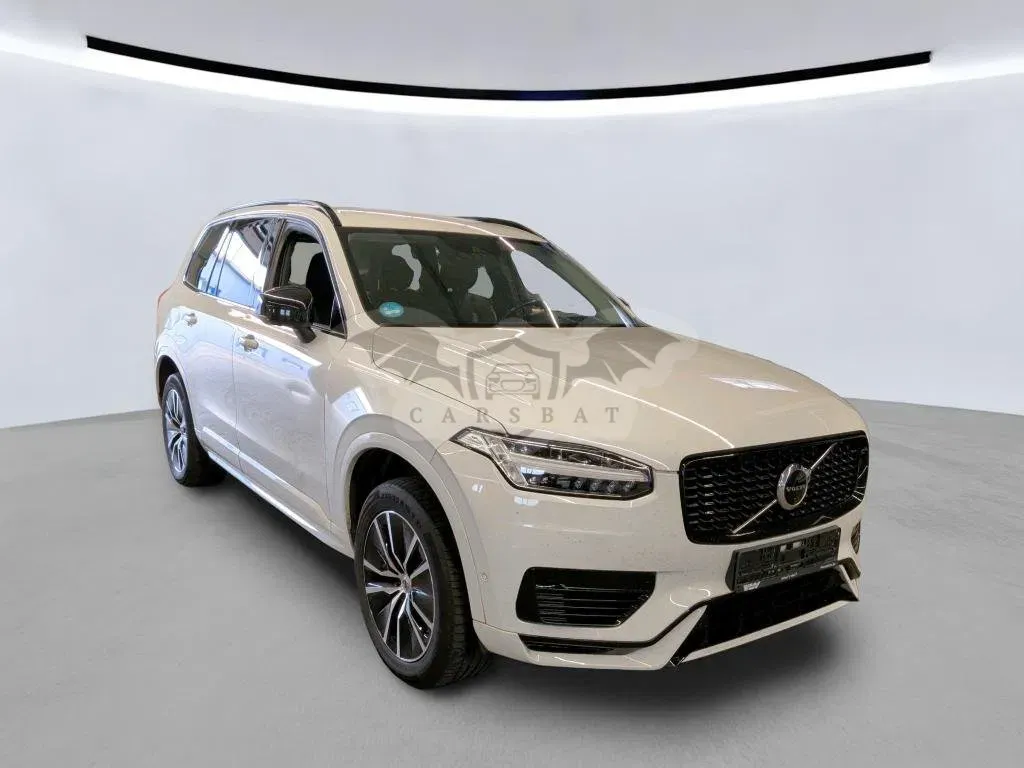 Volvo XC90 T8 2021