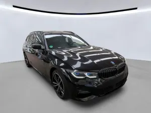 BMW 3 Series Touring 330d 2022