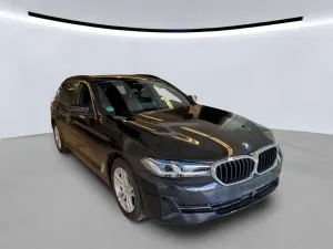 BMW 5 Series Touring 530i 2022