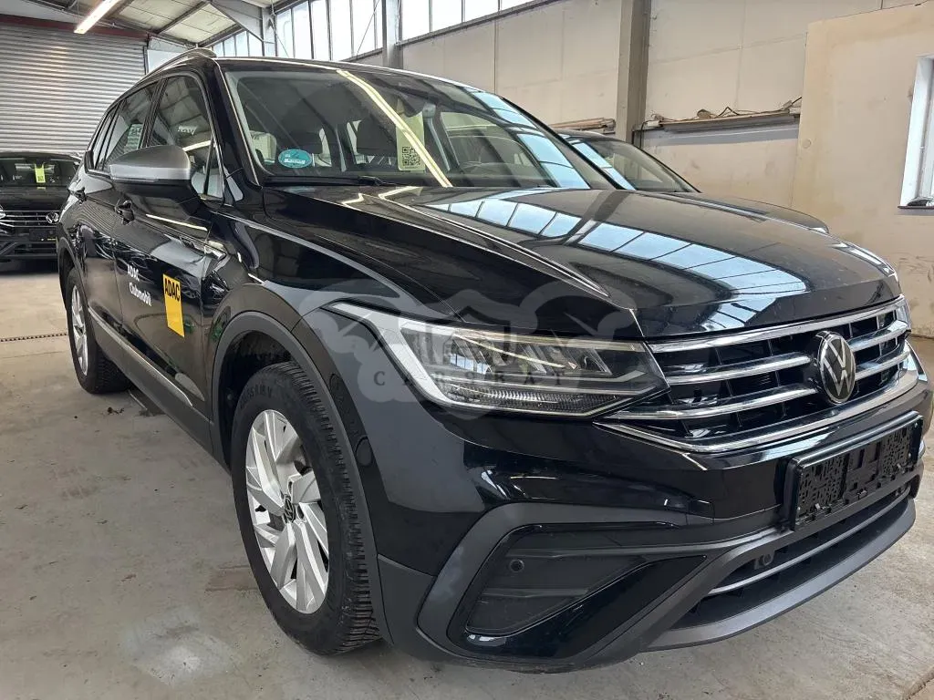 Volkswagen Tiguan Allspace 1.5 TSI Life 2024