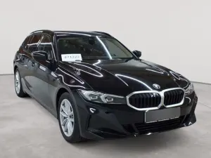 BMW 3 Series Touring 330d 2023