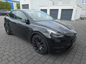 Tesla Model Y Performance 2023