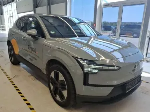 Volvo EX30 Extended Range Single M. Extended Range RWD Core 2024