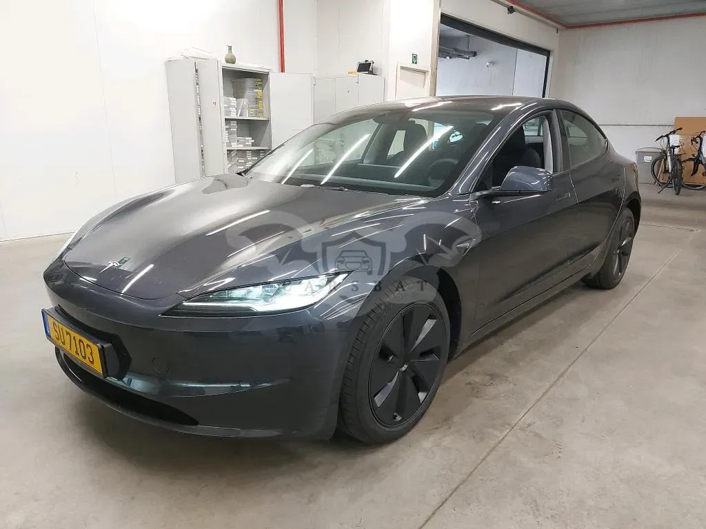Tesla Model 3 Long Range 2025