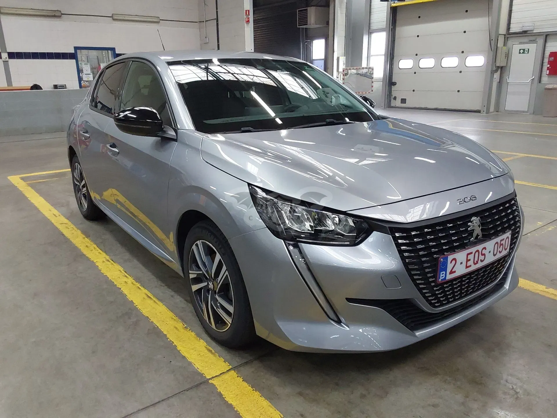 Peugeot 208 1.2i Allure 2023