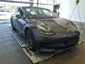 Tesla Model 3 Standard Range Plus 2022