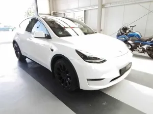 Tesla Model Y Long Range 2023