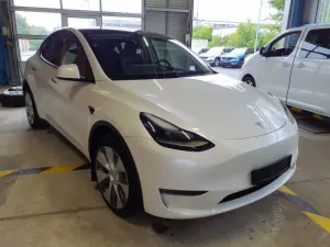 Tesla Model Y Long Range 2023