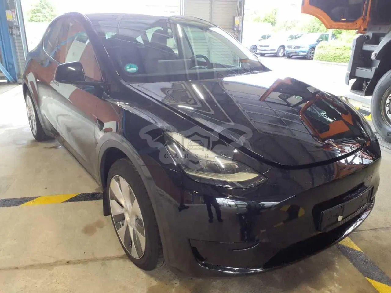 Tesla Model Y Standard Range 2023
