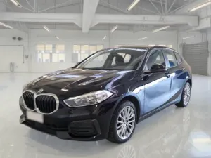 BMW 1 Series 118d Advantage 2022