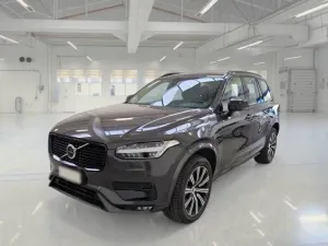Volvo XC90 B5 Ultimate Dark 2023