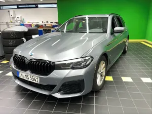 BMW 5 Series Touring 520d 2022