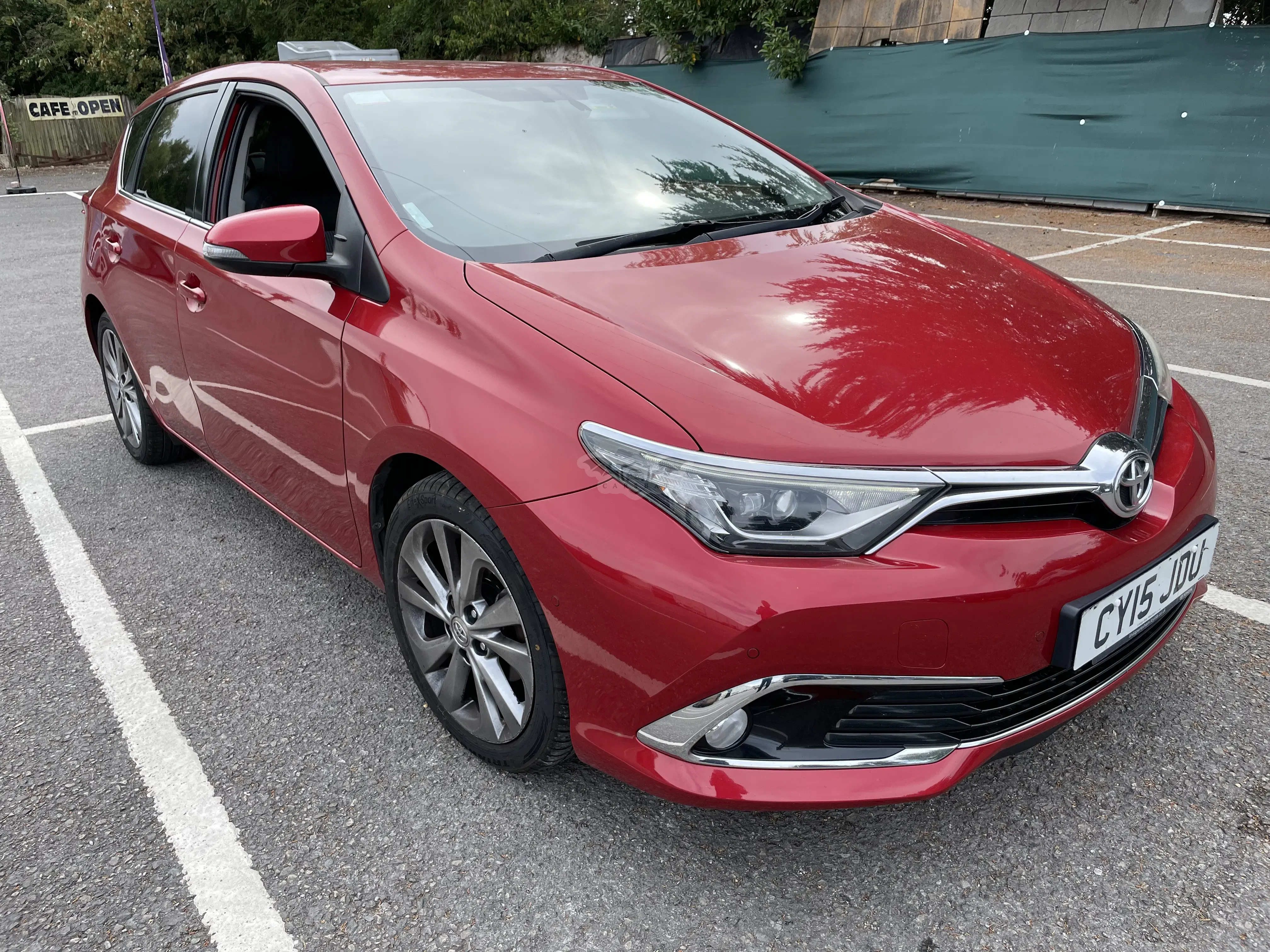 Toyota Auris 1.2i Excel 2015
