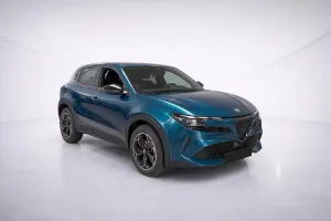 Alfa Romeo Junior 51 kWh 2025