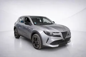 Alfa Romeo Junior 51 kWh 2025