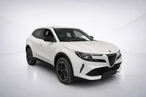 Alfa Romeo Junior 51 kWh 2025