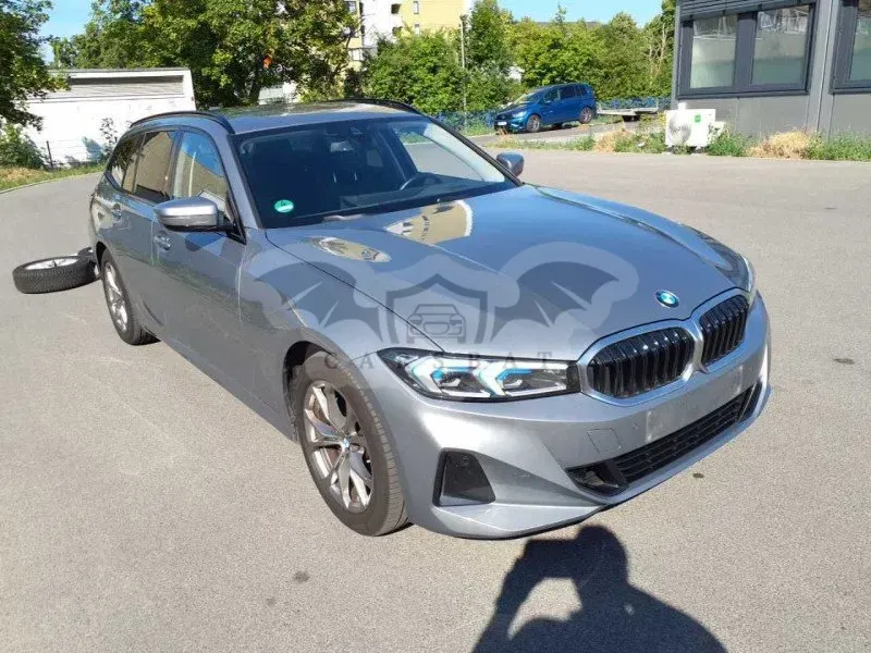 BMW 3 Series Touring 318d 2023