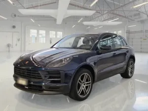 Porsche Macan 2.0 2021