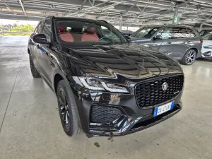 Jaguar F-Pace 2.0i R-Dynamic 2022