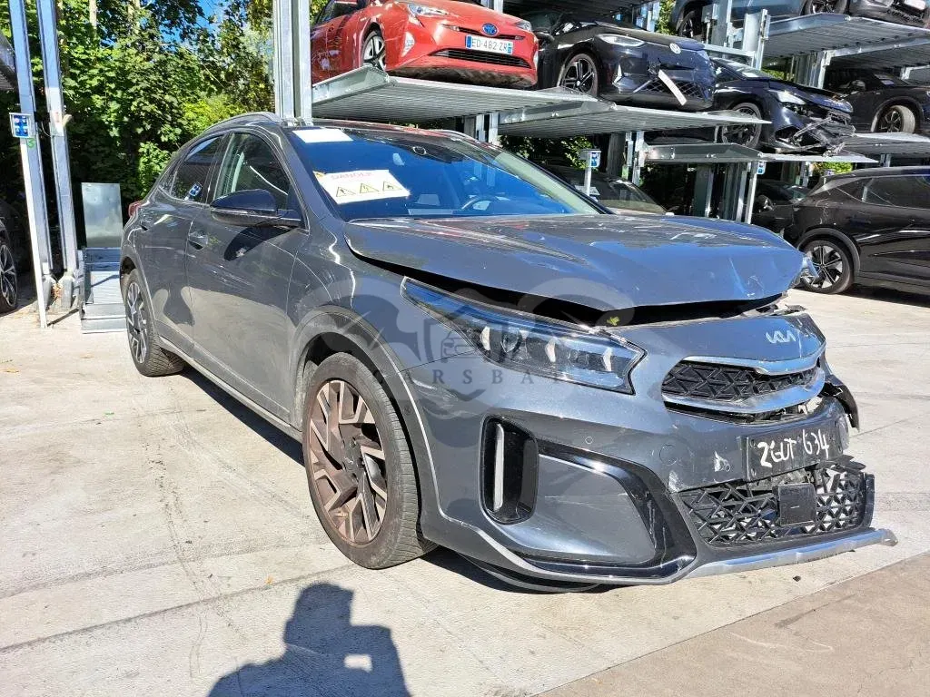 Kia Ceed XCeed 1.6 GDI Business 2025