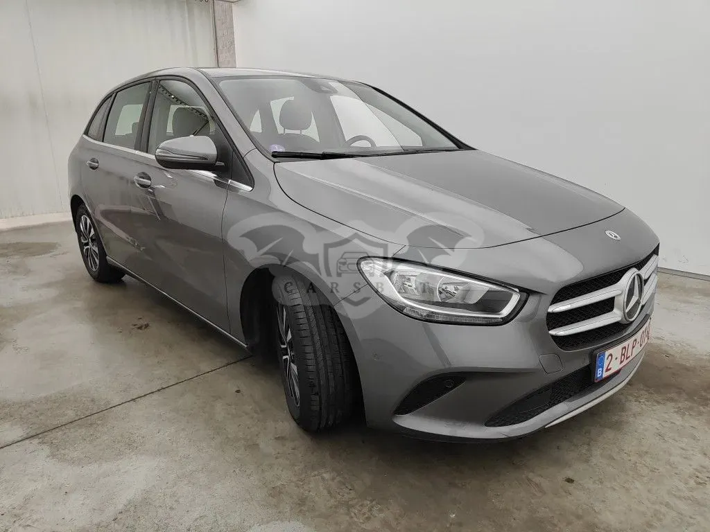 Mercedes-Benz B 180 2022