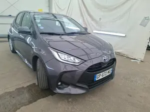 Toyota Yaris 1.5h Dynamic Business 2023