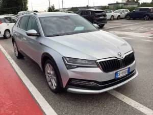 Skoda Superb 2.0 2023