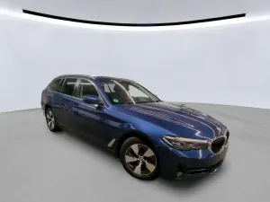 BMW 5 Series Touring 520d 2021